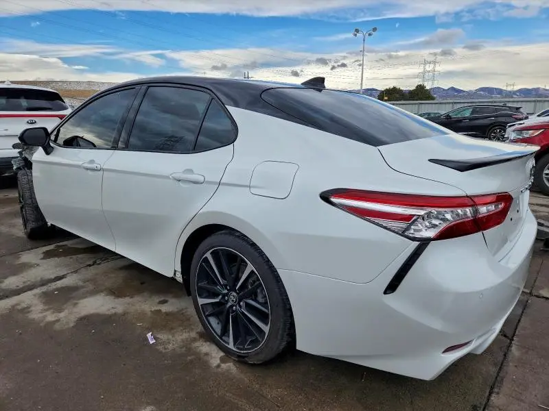 2020 TOYOTA CAMRY XSE  