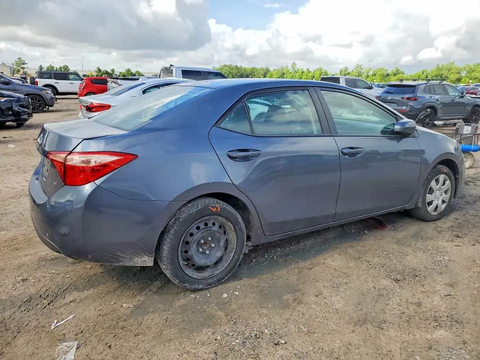 2017 TOYOTA COROLLA LE  