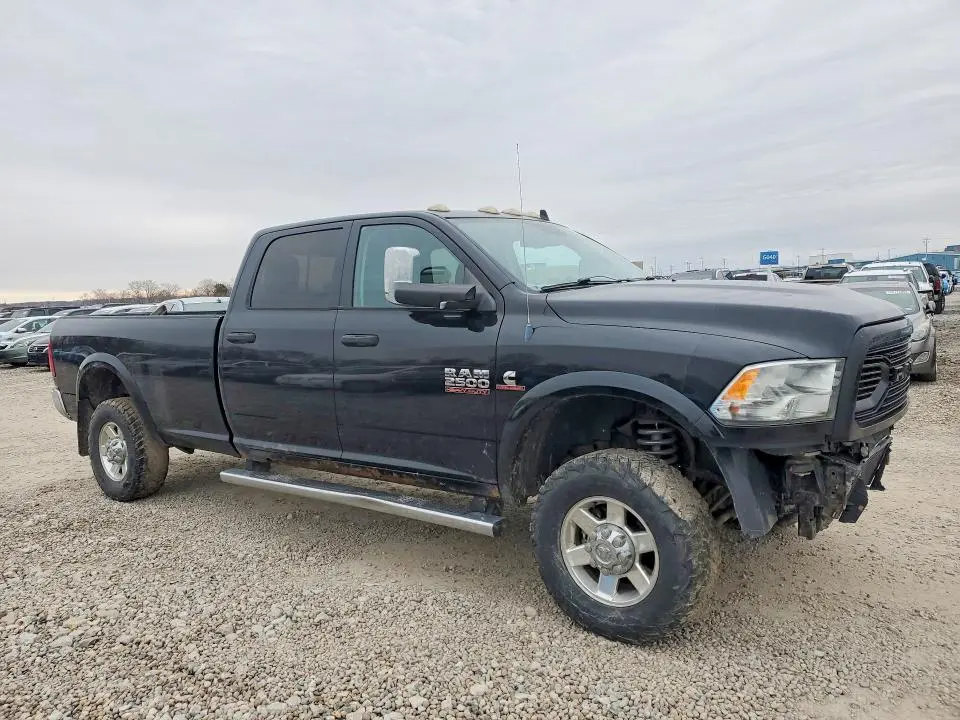 2013 RAM 2500 SLT  