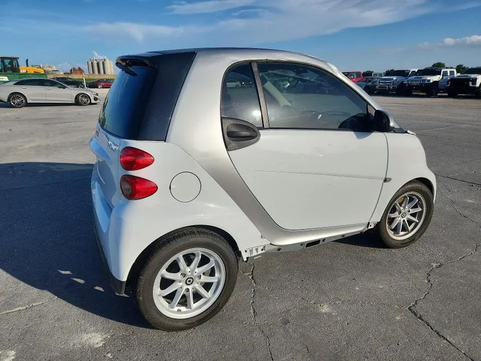 2013 SMART FORTWO PURE  