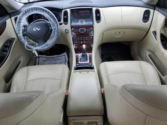 2016 INFINITI QX50 