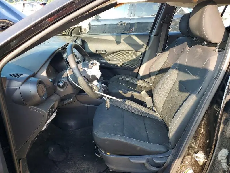 2020 NISSAN KICKS S  