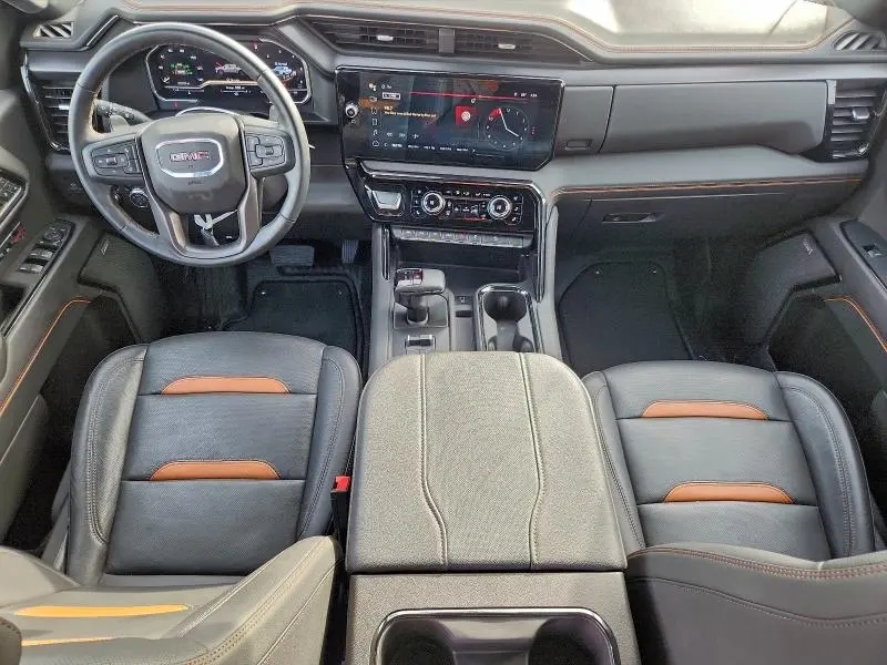 2024 GMC SIERRA K1500 AT4  
