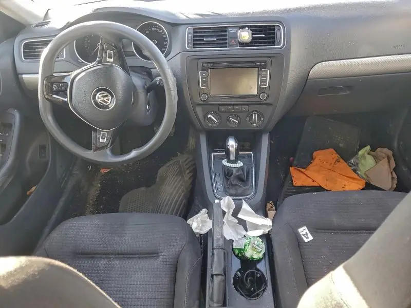 2015 VOLKSWAGEN JETTA SE  