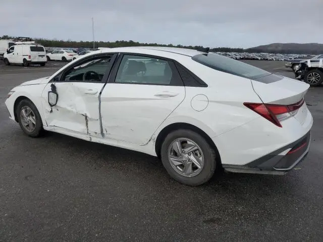 2024 HYUNDAI ELANTRA SE  