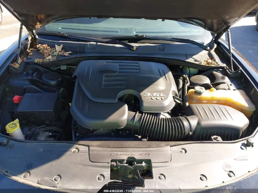 2015 DODGE CHARGER SE