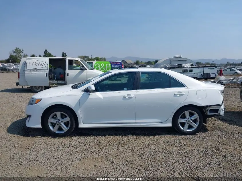 2012 TOYOTA CAMRY SE