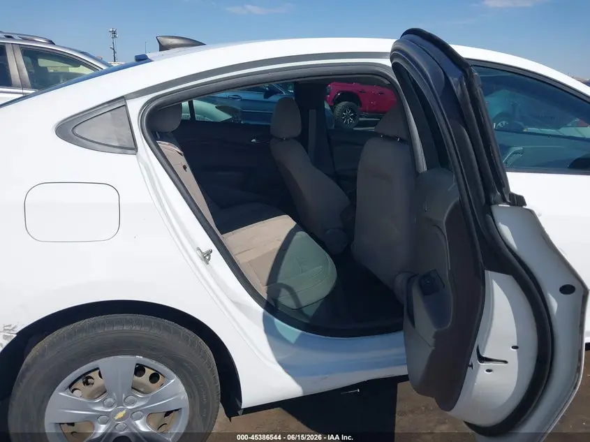 2018 CHEVROLET CRUZE LS AUTO