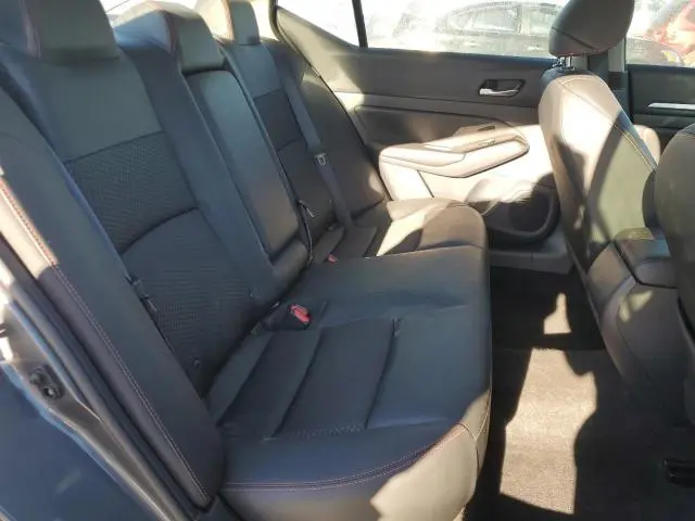 2024 NISSAN ALTIMA SR  