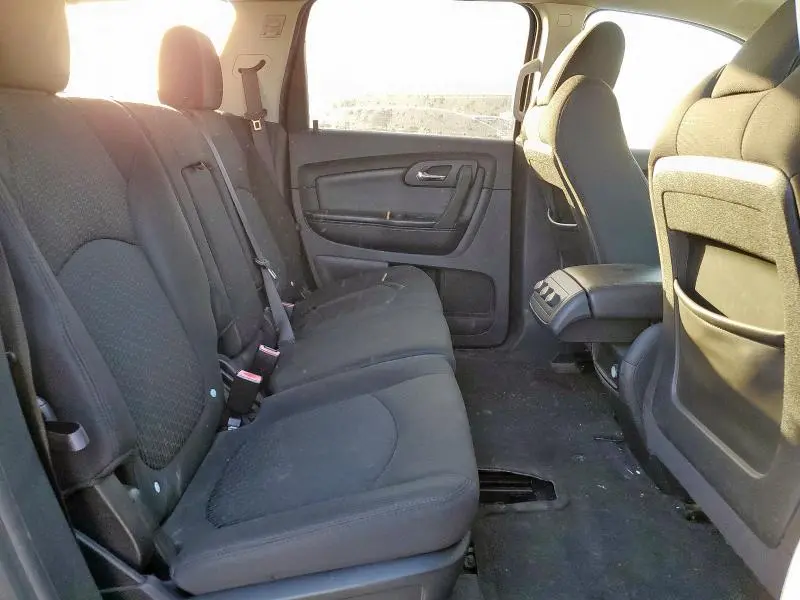 2012 CHEVROLET TRAVERSE LT  