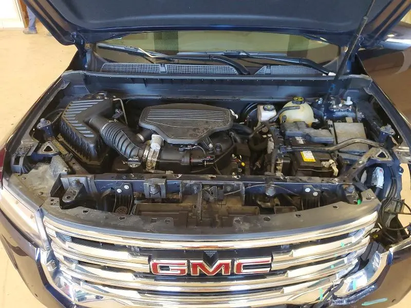 2021 GMC ACADIA SLT  