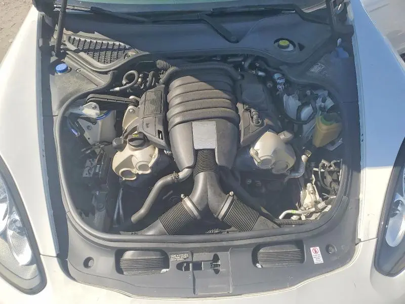 2016 PORSCHE PANAMERA 2  