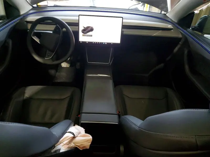 2026 TESLA MODEL Y   
