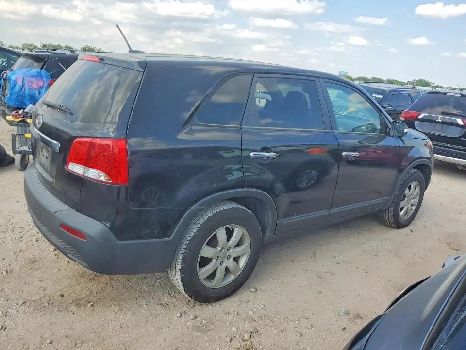 2012 KIA SORENTO LX  