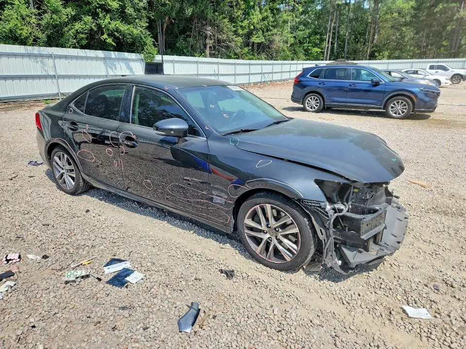 2019 LEXUS IS 300  