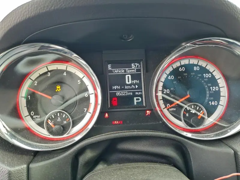 2013 DODGE DURANGO SXT  