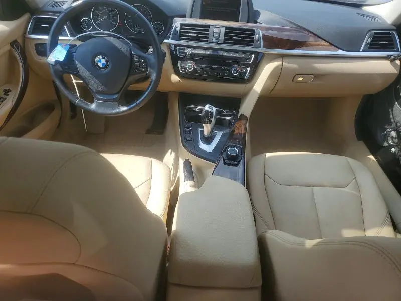 2016 BMW 320 I  