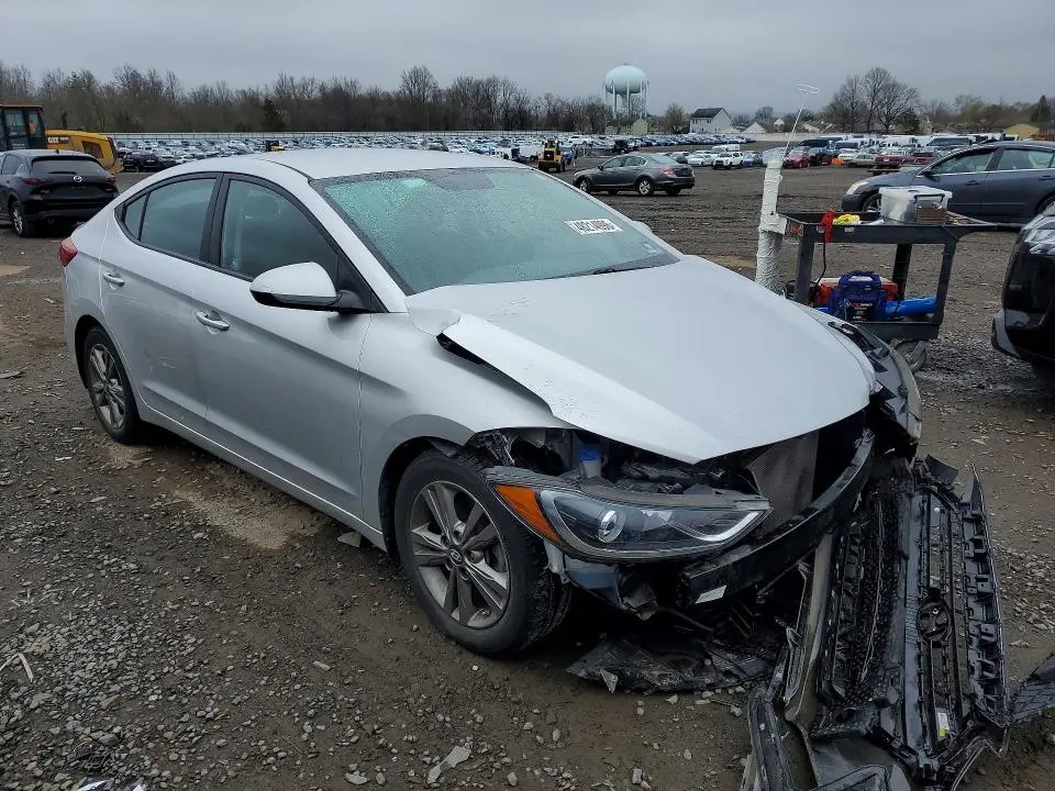 2018 HYUNDAI ELANTRA SEL  