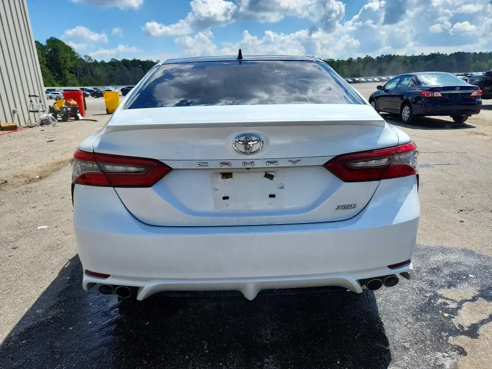 2021 TOYOTA CAMRY XSE  