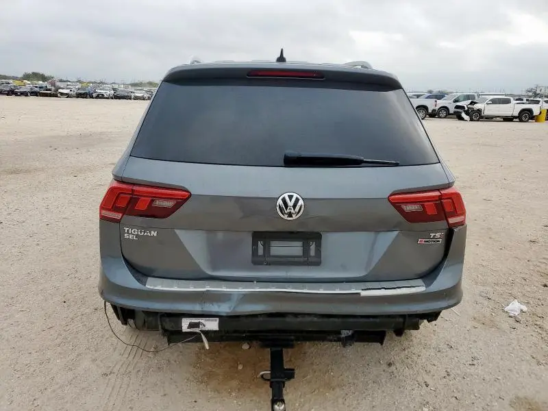 2018 VOLKSWAGEN TIGUAN SE  