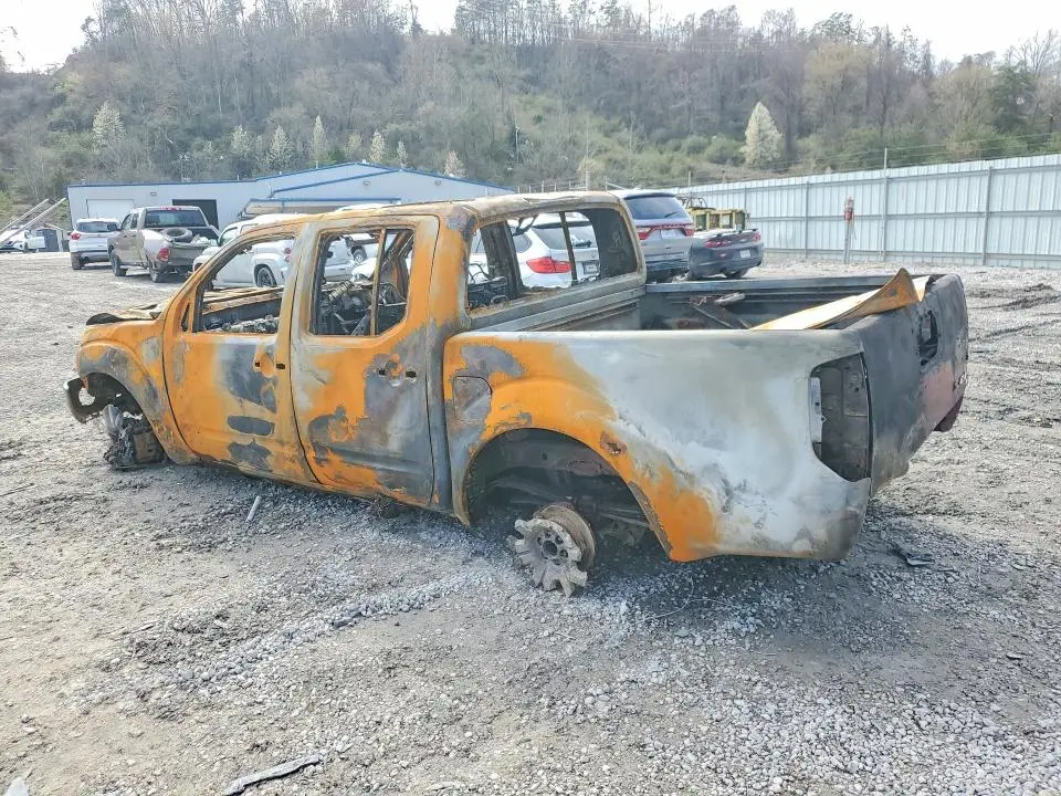 2011 NISSAN FRONTIER S  