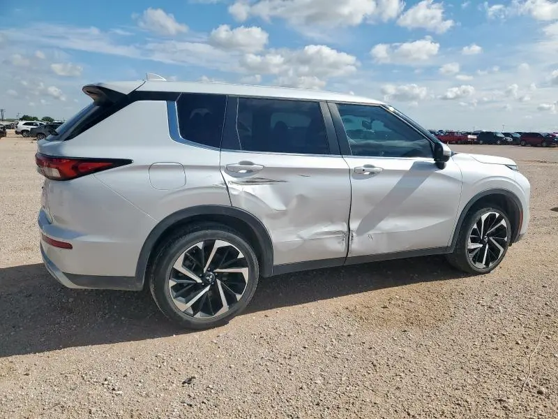 2024 MITSUBISHI OUTLANDER SE  