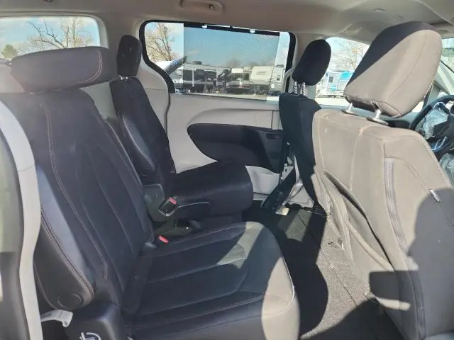2020 CHRYSLER PACIFICA TOURING  