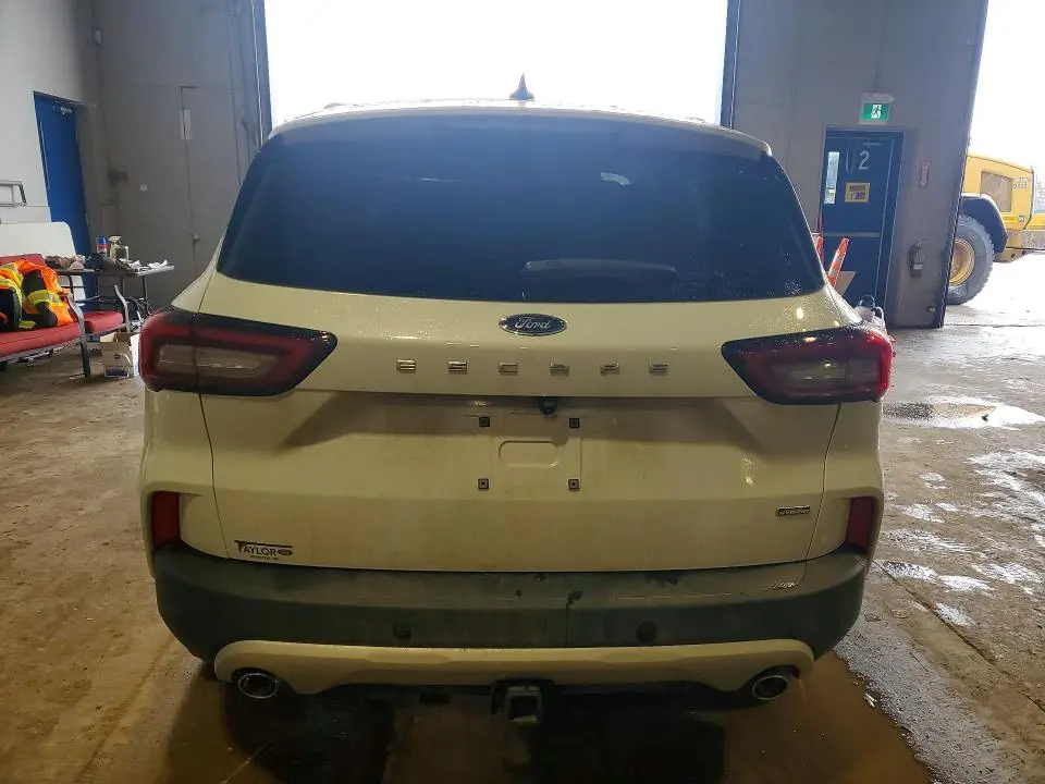 2025 FORD ESCAPE   
