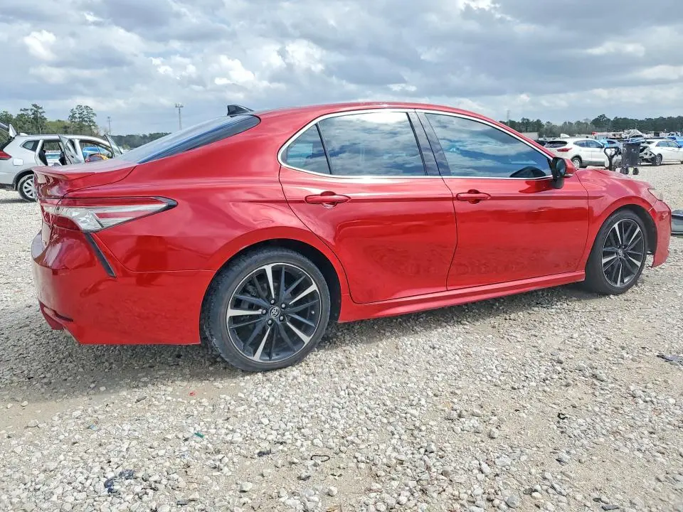 2019 TOYOTA CAMRY XSE  