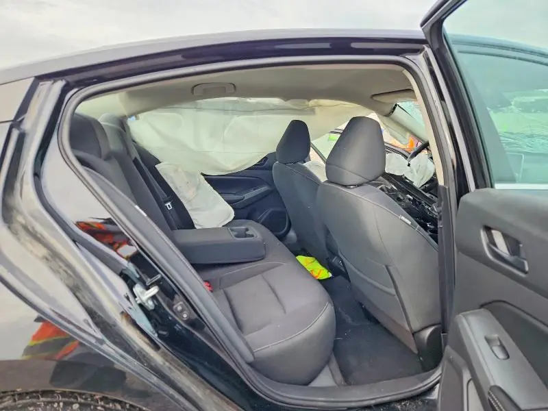 2024 NISSAN ALTIMA SV  