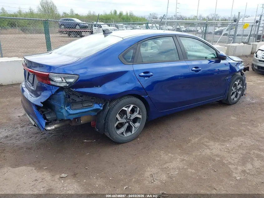 2019 KIA FORTE LXS