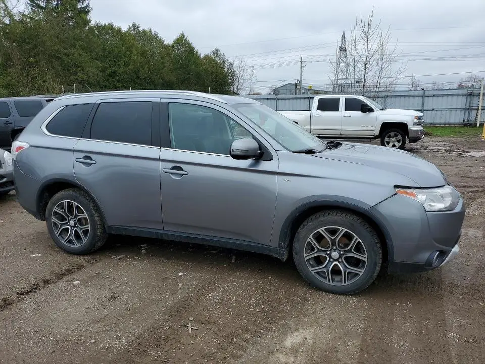 2015 MITSUBISHI OUTLANDER GT  