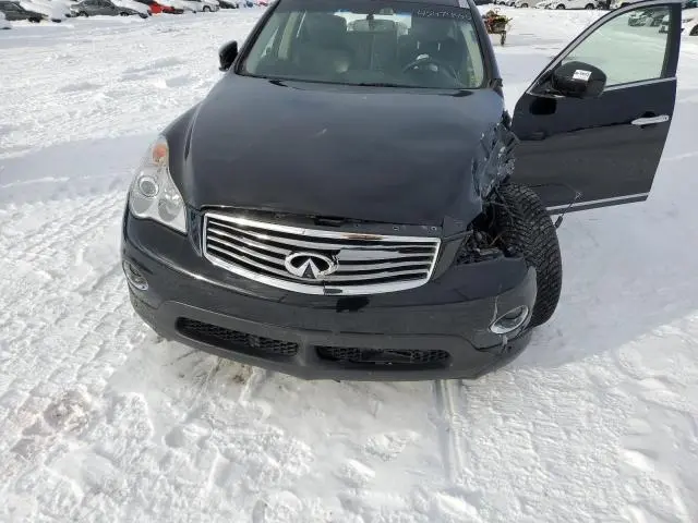 2015 INFINITI QX50   