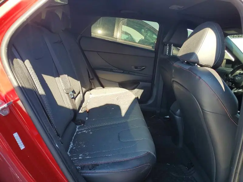 2022 HYUNDAI ELANTRA   