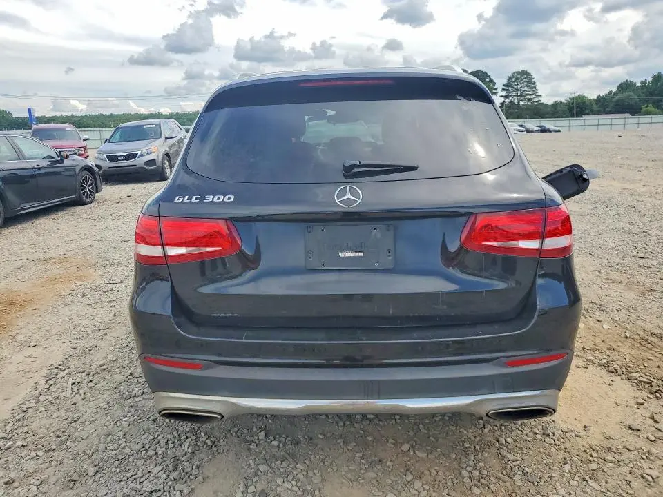 2016 MERCEDES-BENZ GLC 300  