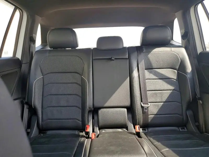 2022 VOLKSWAGEN TIGUAN SEL R-LINE  