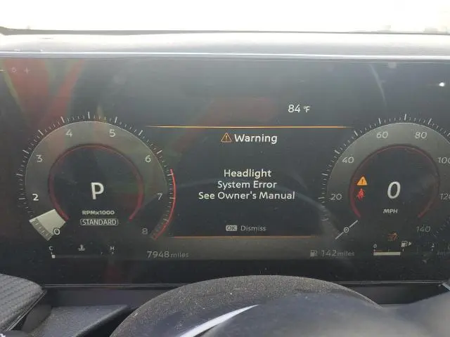 2025 NISSAN KICKS SR