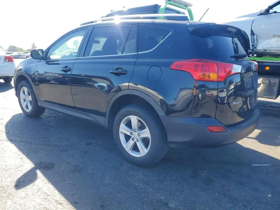 2013 TOYOTA RAV4 XLE  