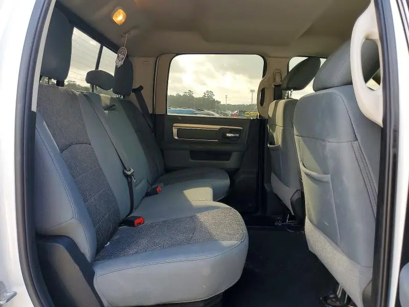 2018 RAM 2500 SLT  