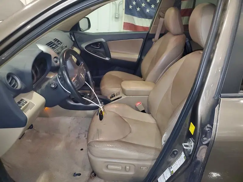 2010 TOYOTA RAV4 LIMITED  