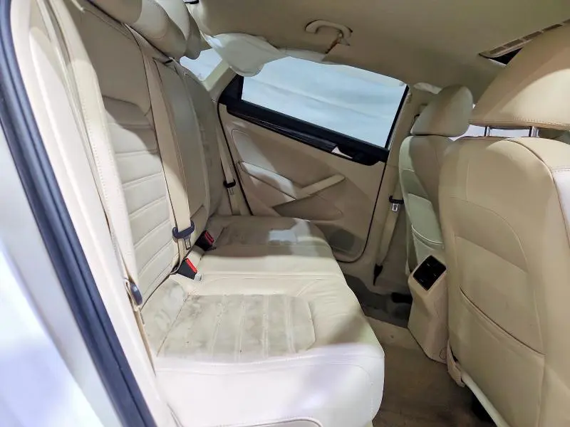 2015 VOLKSWAGEN PASSAT SEL  