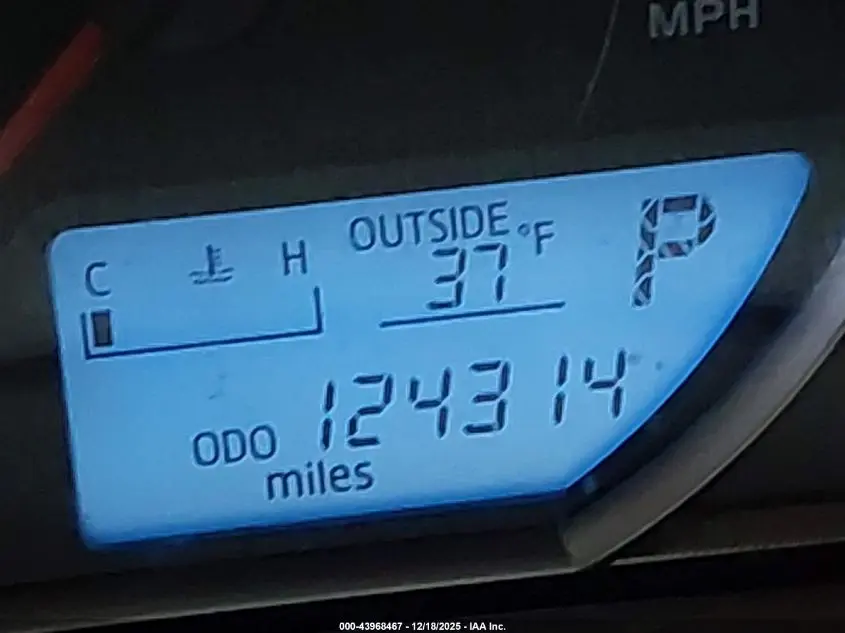 2015 TOYOTA RAV4 XLE