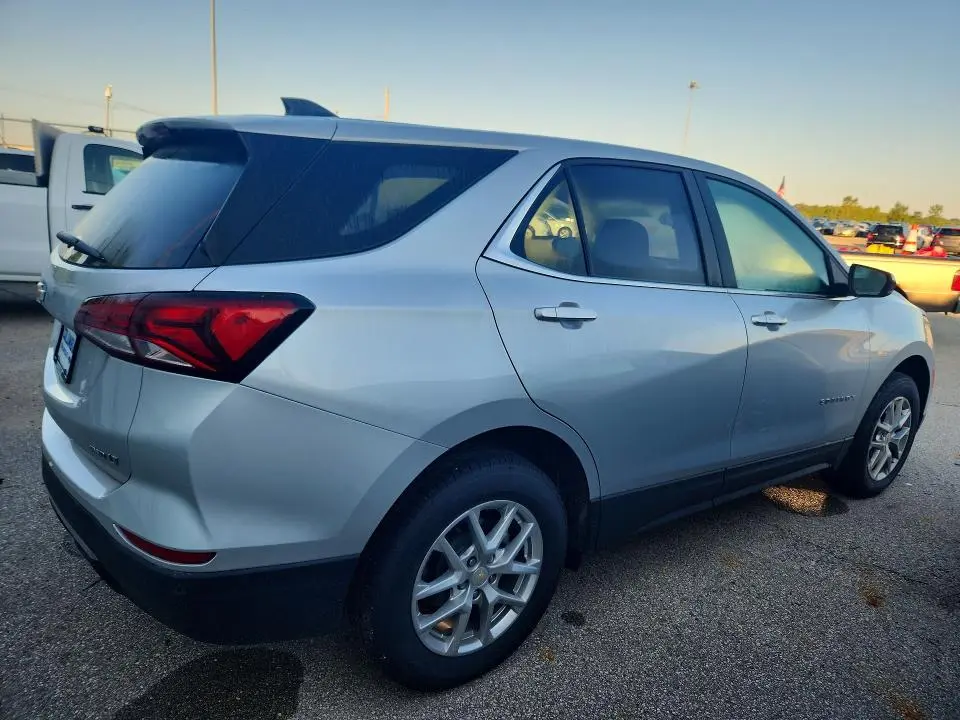 2022 CHEVROLET EQUINOX LT  