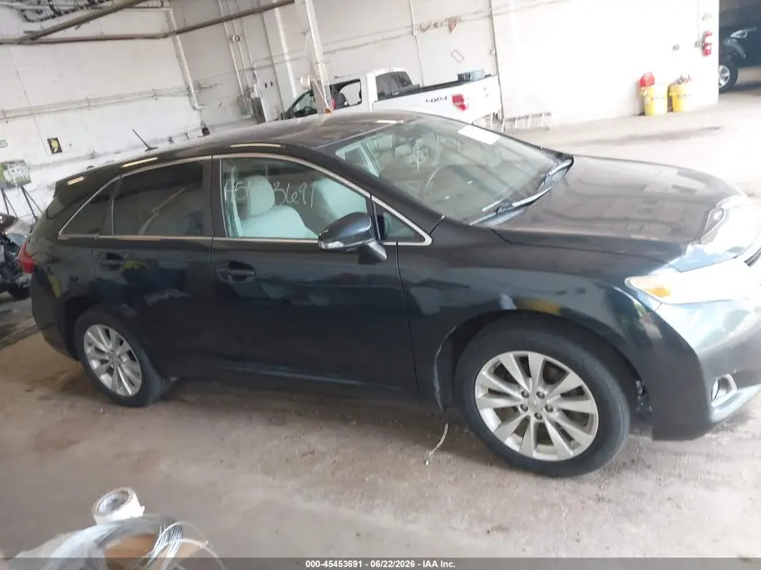 2013 TOYOTA VENZA LE