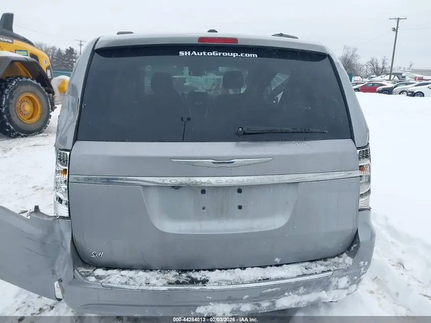 2013 CHRYSLER TOWN & COUNTRY TOURING