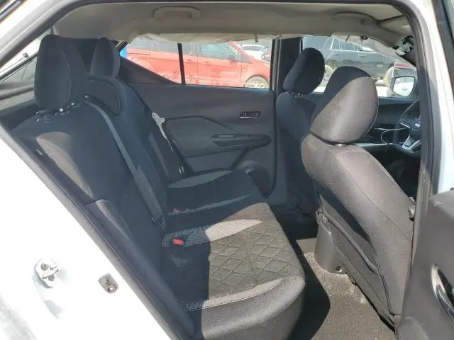 2020 NISSAN KICKS SV  