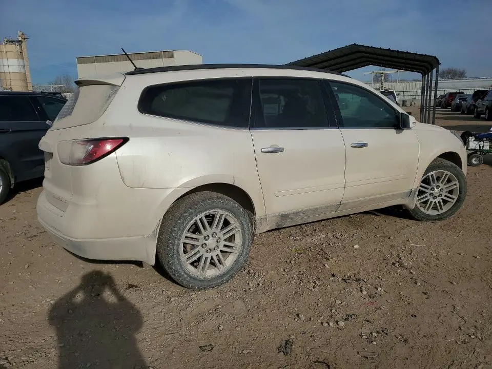 2015 CHEVROLET TRAVERSE LT  