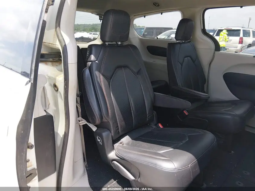 2019 CHRYSLER PACIFICA TOURING L