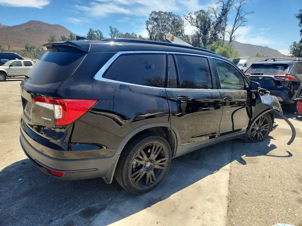 2021 HONDA PILOT SE  