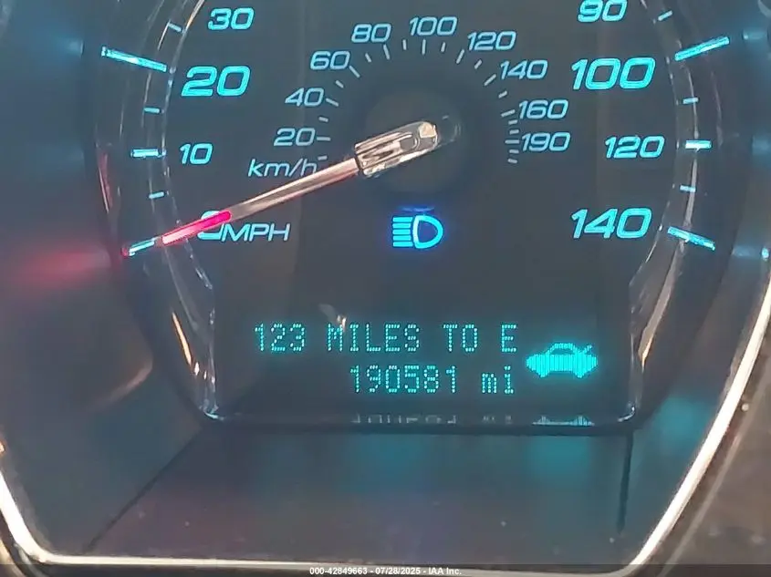 2010 FORD TAURUS LIMITED
